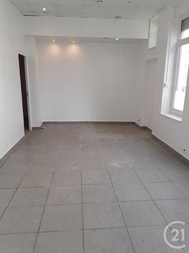 Afficher la photo en grand appartement à louer - 2 pièces - 40.0 m2 - CALAIS - 62 - NORD-PAS-DE-CALAIS - Century 21 Immopale