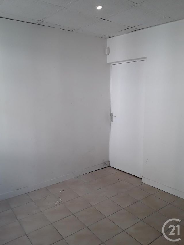 Afficher la photo en grand appartement à louer - 2 pièces - 40.0 m2 - CALAIS - 62 - NORD-PAS-DE-CALAIS - Century 21 Immopale