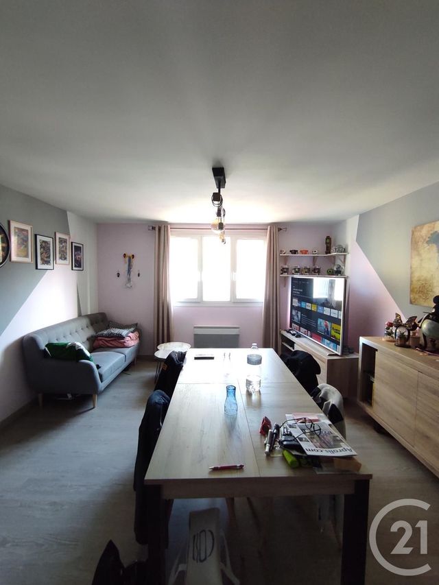 Afficher la photo en grand Appartement F3 à vendre - 3 pièces - 56.0 m2 - CALAIS - 62 - NORD-PAS-DE-CALAIS - Century 21 Immopale
