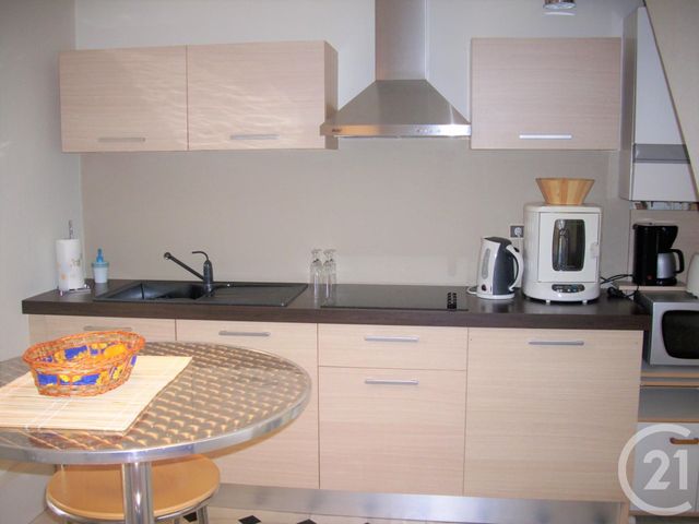 Afficher la photo en grand immeuble à vendre - 150.0 m2 - GUINES - 62 - NORD-PAS-DE-CALAIS - Century 21 Immopale