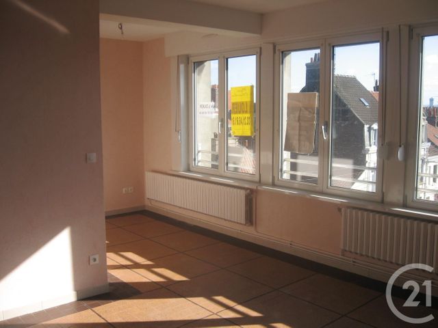 Appartement F2 à louer - 2 pièces - 66.0 m2 - CALAIS - 62 - NORD-PAS-DE-CALAIS - Century 21 Immopale Appartement F2 à louer - 2 pièces - 66.0 m2 - CALAIS - 62 - NORD-PAS-DE-CALAIS - Century 21 Immopale