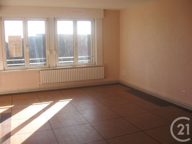 Appartement F2 à louer - 2 pièces - 66.0 m2 - CALAIS - 62 - NORD-PAS-DE-CALAIS - Century 21 Immopale Appartement F2 à louer - 2 pièces - 66.0 m2 - CALAIS - 62 - NORD-PAS-DE-CALAIS - Century 21 Immopale