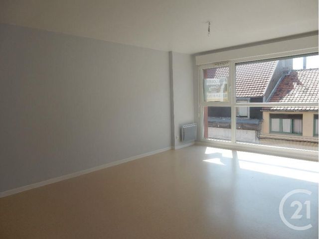 Appartement F3 à louer - 3 pièces - 59.7 m2 - CALAIS - 62 - NORD-PAS-DE-CALAIS - Century 21 Immopale Appartement F3 à louer - 3 pièces - 59.7 m2 - CALAIS - 62 - NORD-PAS-DE-CALAIS - Century 21 Immopale