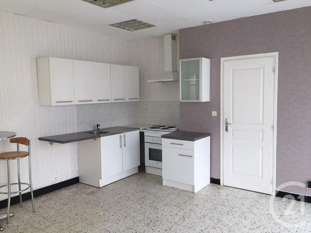 Appartement à louer - 2 pièces - 31.0 m2 - GUINES - 62 - NORD-PAS-DE-CALAIS - Century 21 Immopale Appartement à louer - 2 pièces - 31.0 m2 - GUINES - 62 - NORD-PAS-DE-CALAIS - Century 21 Immopale