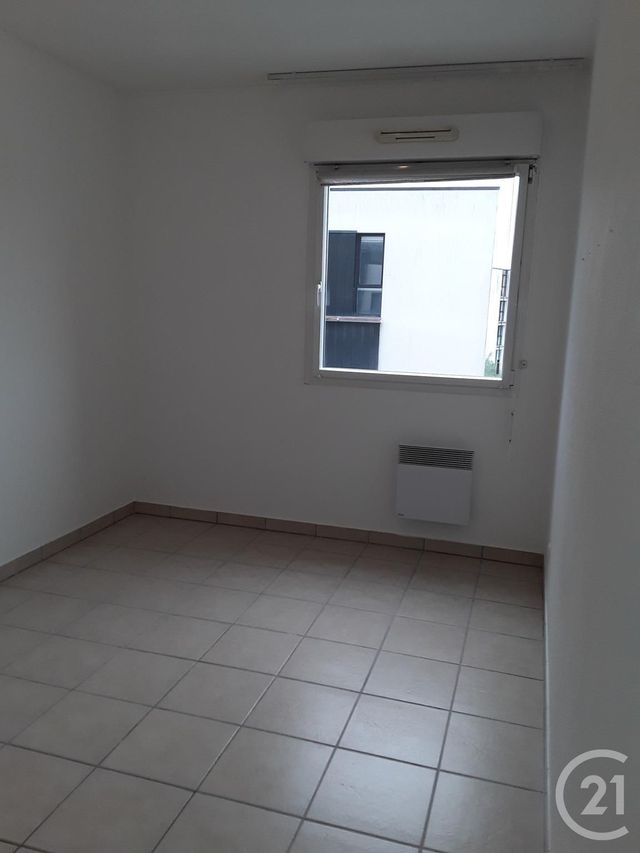 appartement à louer - 4 pièces - 65.0 m2 - CALAIS - 62 - NORD-PAS-DE-CALAIS - Century 21 Immopale appartement à louer - 4 pièces - 65.0 m2 - CALAIS - 62 - NORD-PAS-DE-CALAIS - Century 21 Immopale
