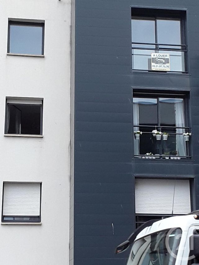 appartement à louer - 4 pièces - 65.0 m2 - CALAIS - 62 - NORD-PAS-DE-CALAIS - Century 21 Immopale appartement à louer - 4 pièces - 65.0 m2 - CALAIS - 62 - NORD-PAS-DE-CALAIS - Century 21 Immopale