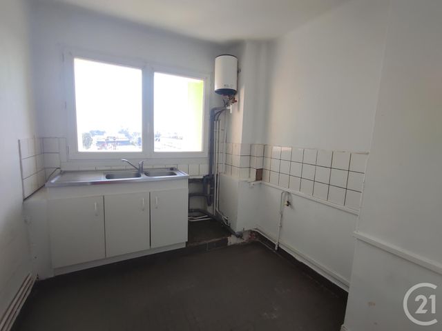 Afficher la photo en grand Appartement F2 à vendre - 2 pièces - 61.0 m2 - CALAIS - 62 - NORD-PAS-DE-CALAIS - Century 21 Immopale