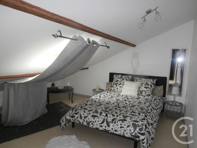 Afficher la photo en grand Appartement F4 à louer - 4 pièces - 84.0 m2 - CALAIS - 62 - NORD-PAS-DE-CALAIS - Century 21 Immopale