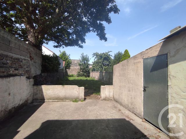 Afficher la photo en grand immeuble à vendre - 110.0 m2 - CALAIS - 62 - NORD-PAS-DE-CALAIS - Century 21 Immopale