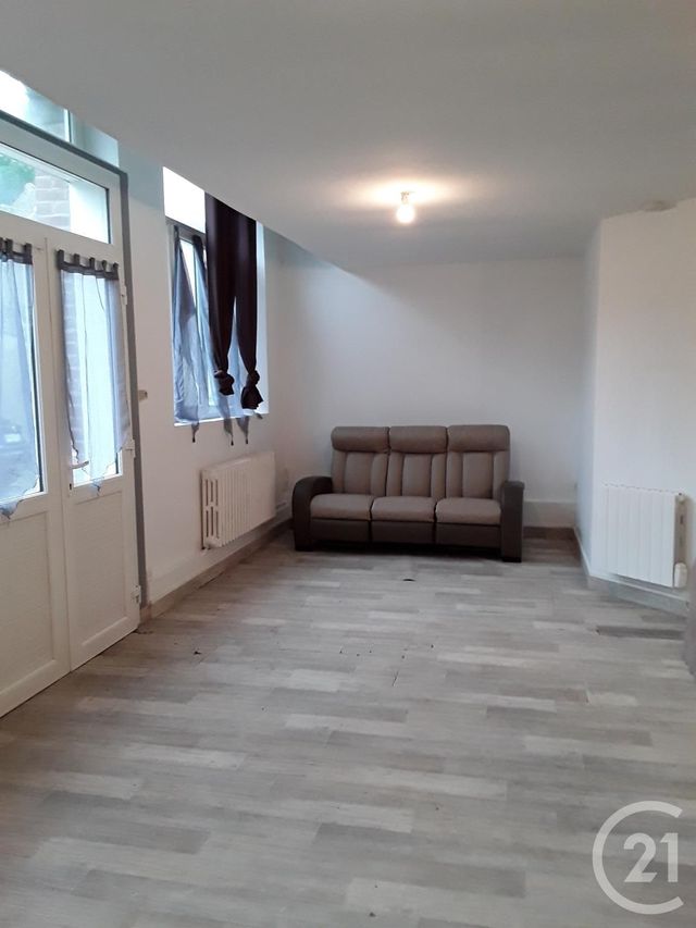 Afficher la photo en grand appartement à louer - 2 pièces - 60.0 m2 - CAFFIERS - 62 - NORD-PAS-DE-CALAIS - Century 21 Immopale