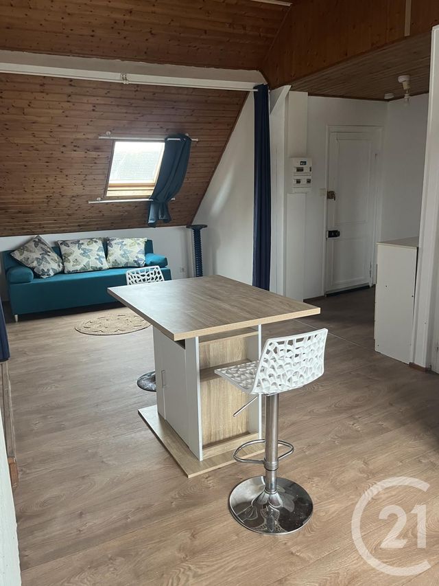 Studio à louer - 1 pièce - 31.85 m2 - CALAIS - 62 - NORD-PAS-DE-CALAIS - Century 21 Immopale