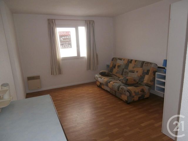 Studio à louer - 1 pièce - 20.0 m2 - CALAIS - 62 - NORD-PAS-DE-CALAIS - Century 21 Immopale