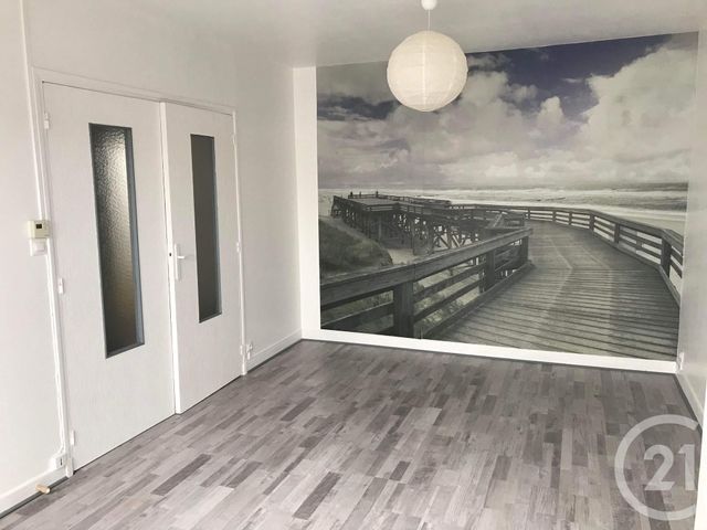 Appartement F2 à louer - 2 pièces - 45.47 m2 - CALAIS - 62 - NORD-PAS-DE-CALAIS - Century 21 Immopale
