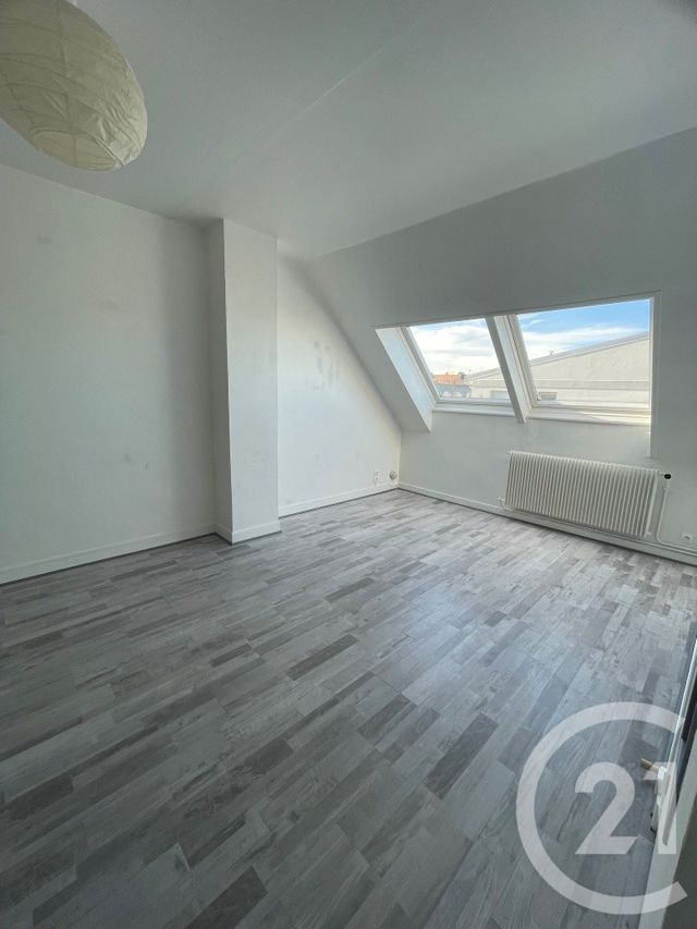 Appartement F2 à louer - 2 pièces - 45.47 m2 - CALAIS - 62 - NORD-PAS-DE-CALAIS - Century 21 Immopale