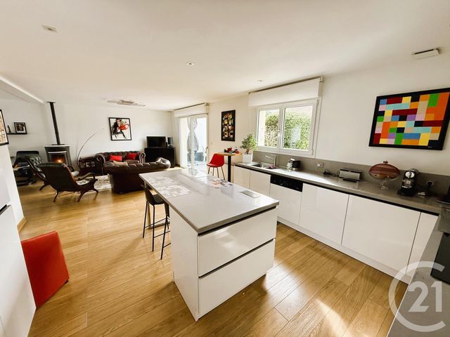 maison à vendre - 6 pièces - 179.0 m2 - CALAIS - 62 - NORD-PAS-DE-CALAIS - Century 21 Immopale
