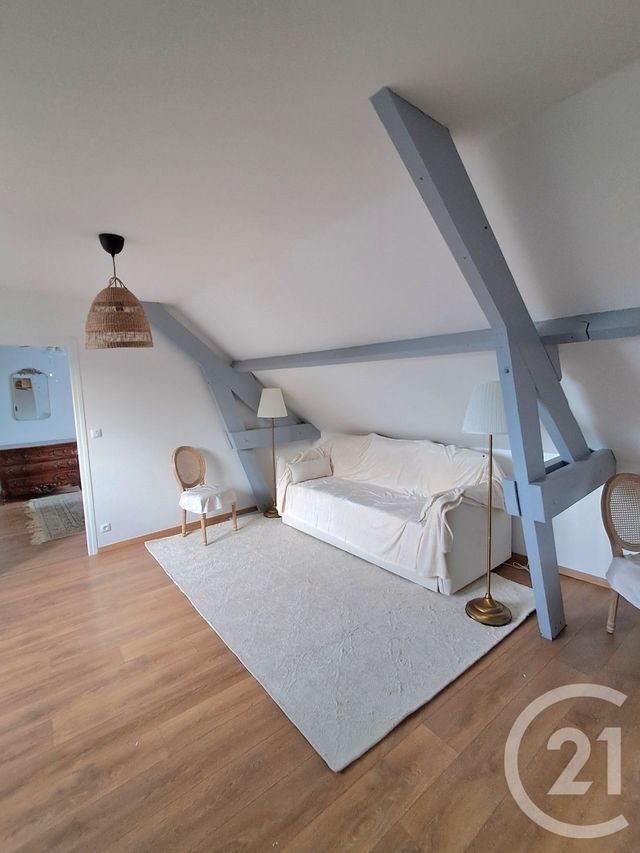 Appartement F2 à louer - 2 pièces - 56.0 m2 - CALAIS - 62 - NORD-PAS-DE-CALAIS - Century 21 Immopale