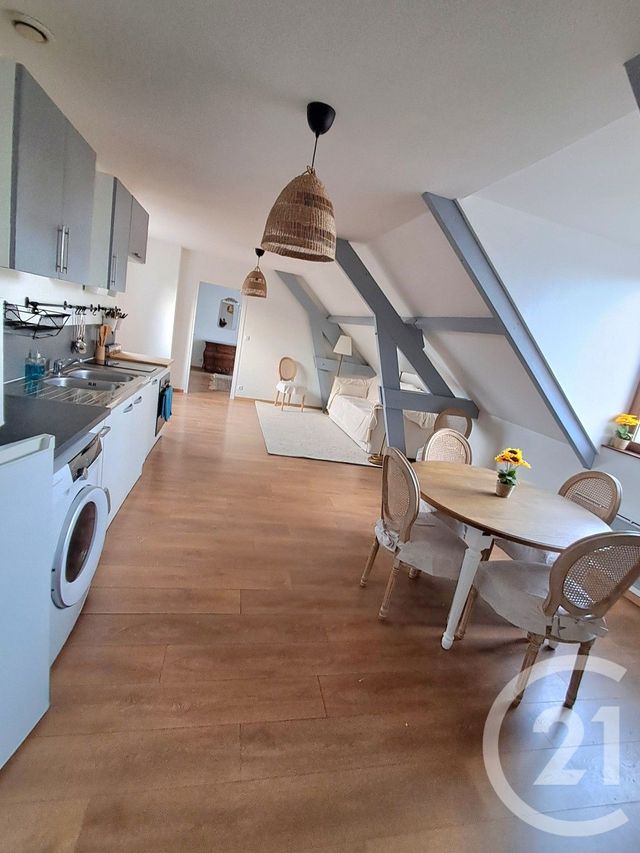 Appartement F2 à louer - 2 pièces - 56.0 m2 - CALAIS - 62 - NORD-PAS-DE-CALAIS - Century 21 Immopale