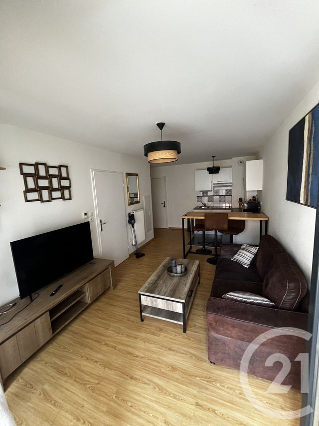 Appartement à louer - 2 pièces - 44.0 m2 - CALAIS - 62 - NORD-PAS-DE-CALAIS - Century 21 Immopale