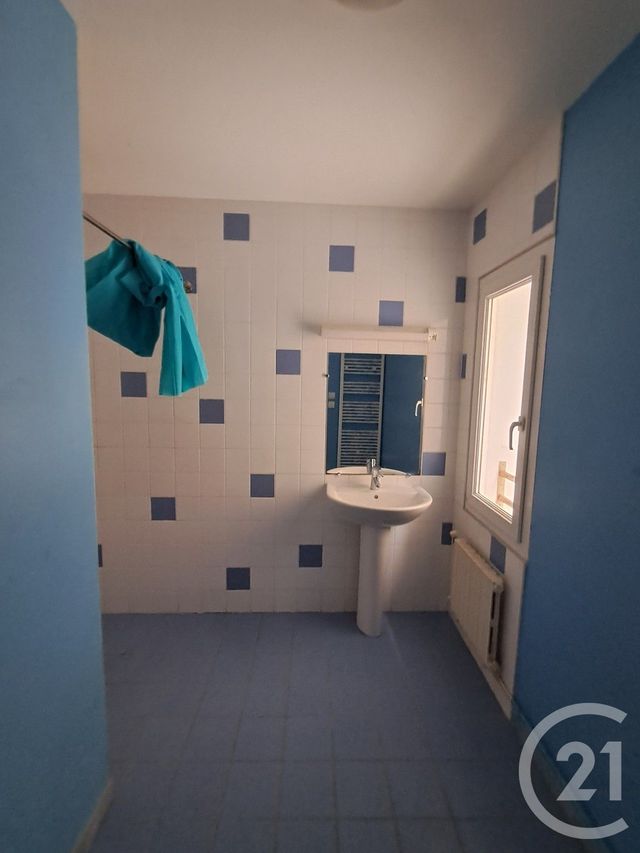 Appartement Duplex à louer - 4 pièces - 93.0 m2 - CALAIS - 62 - NORD-PAS-DE-CALAIS - Century 21 Immopale