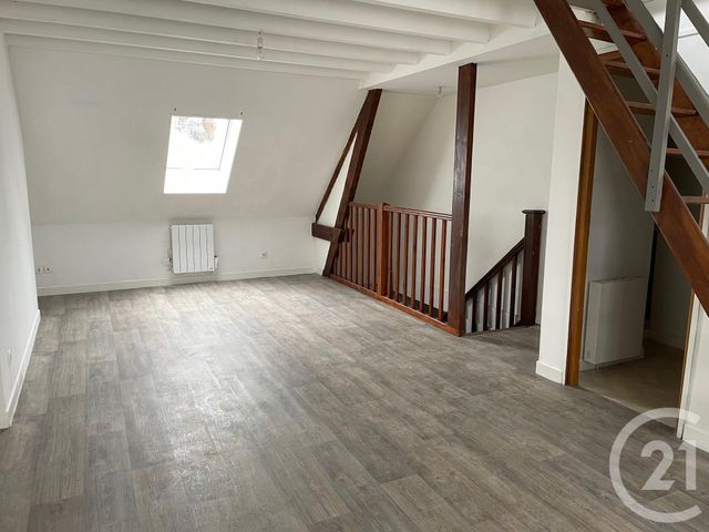 Appartement à louer - 2 pièces - 35.62 m2 - CALAIS - 62 - NORD-PAS-DE-CALAIS - Century 21 Immopale