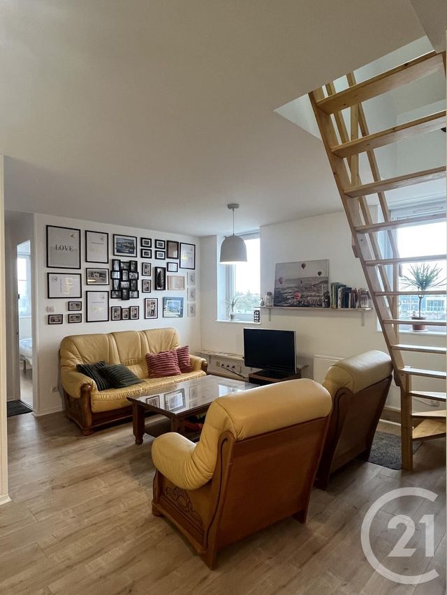 Appartement à louer - 2 pièces - 47.0 m2 - CALAIS - 62 - NORD-PAS-DE-CALAIS - Century 21 Immopale