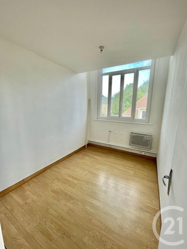 Appartement à louer - 3 pièces - 60.0 m2 - CAFFIERS - 62 - NORD-PAS-DE-CALAIS - Century 21 Immopale