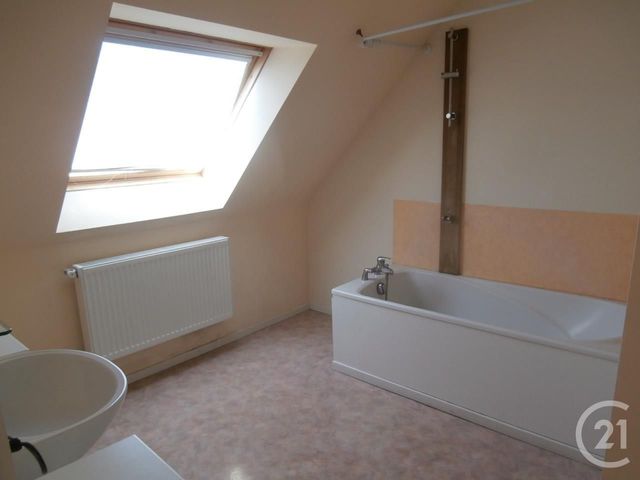 maison à louer - 4 pièces - 82.0 m2 - CALAIS - 62 - NORD-PAS-DE-CALAIS - Century 21 Immopale