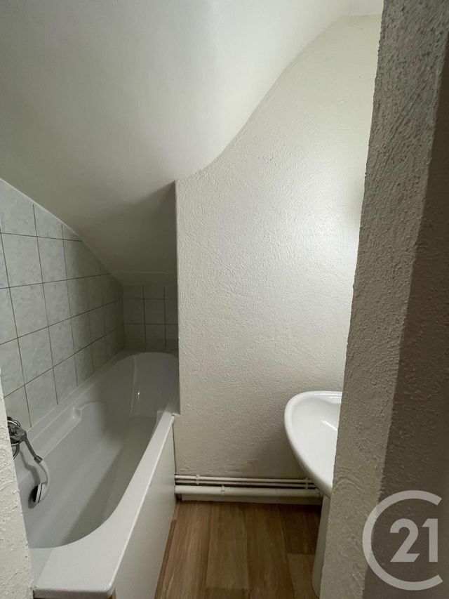 Appartement à louer - 2 pièces - 44.53 m2 - MARQUISE - 62 - NORD-PAS-DE-CALAIS - Century 21 Immopale