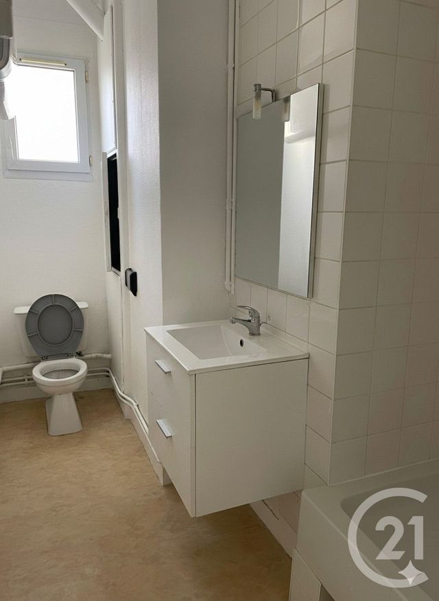 Appartement F1 à louer - 2 pièces - 32.44 m2 - CALAIS - 62 - NORD-PAS-DE-CALAIS - Century 21 Immopale