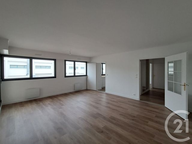 Afficher la photo en grand Appartement à louer - 2 pièces - 59.81 m2 - CALAIS - 62 - NORD-PAS-DE-CALAIS - Century 21 Immopale