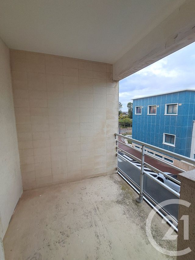 Afficher la photo en grand Appartement à louer - 2 pièces - 59.81 m2 - CALAIS - 62 - NORD-PAS-DE-CALAIS - Century 21 Immopale