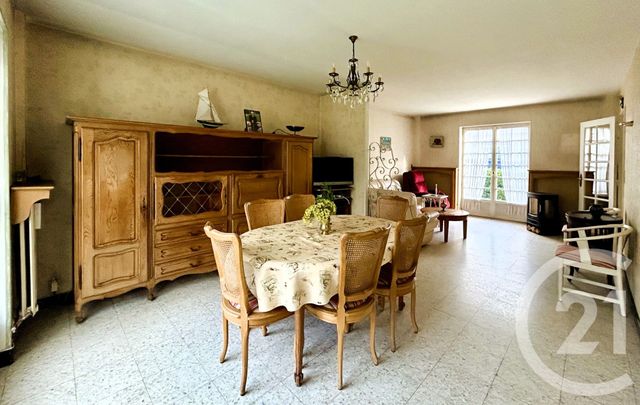 maison à vendre - 6 pièces - 124.8 m2 - CALAIS - 62 - NORD-PAS-DE-CALAIS - Century 21 Immopale