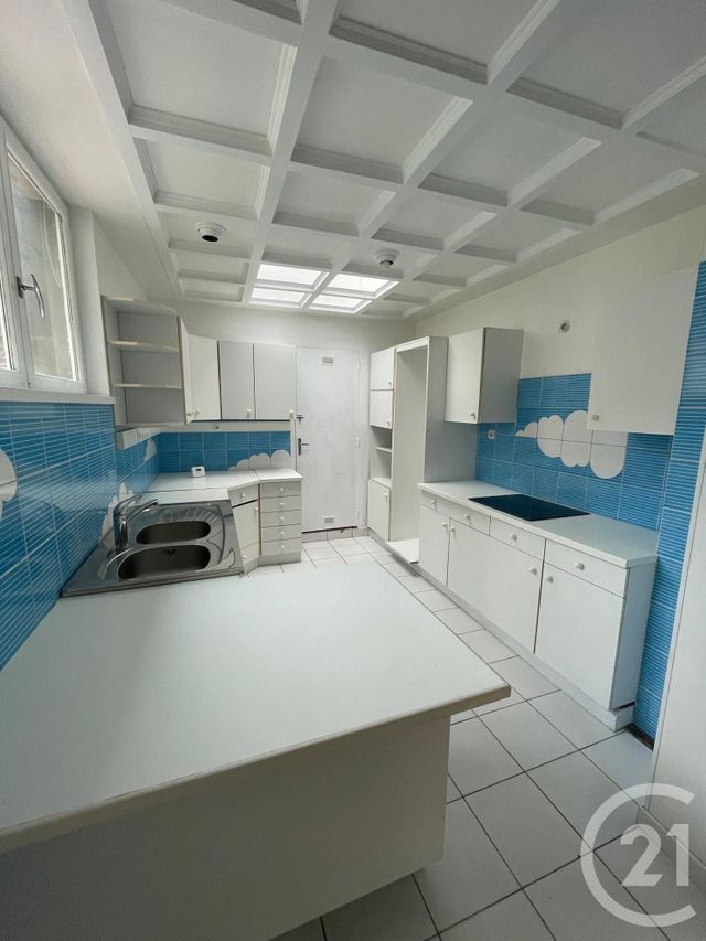 Appartement F4 à louer - 5 pièces - 93.0 m2 - CALAIS - 62 - NORD-PAS-DE-CALAIS - Century 21 Immopale