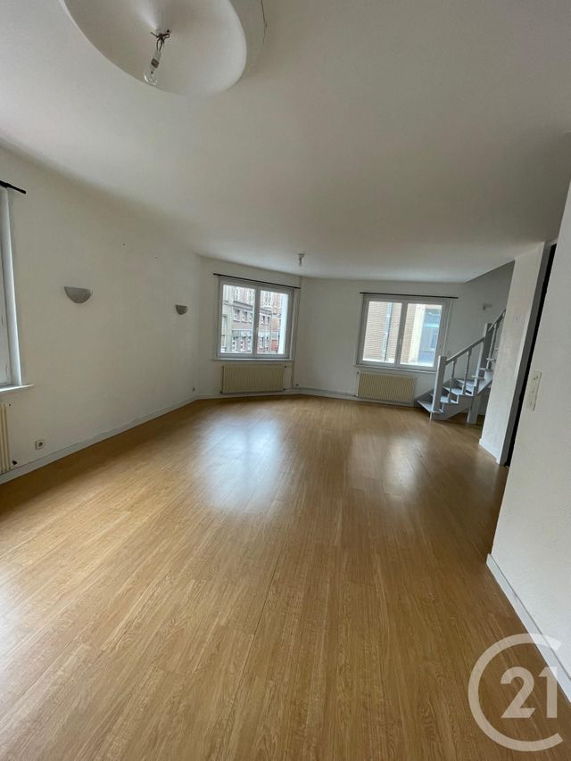 Appartement F4 à louer - 5 pièces - 93.0 m2 - CALAIS - 62 - NORD-PAS-DE-CALAIS - Century 21 Immopale