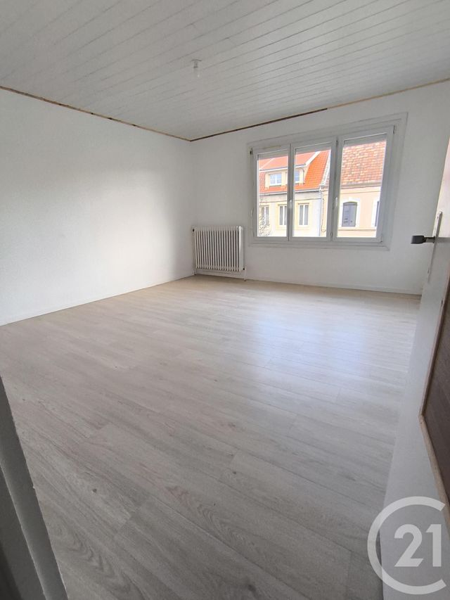 Appartement à louer - 4 pièces - 75.0 m2 - MARQUISE - 62 - NORD-PAS-DE-CALAIS - Century 21 Immopale