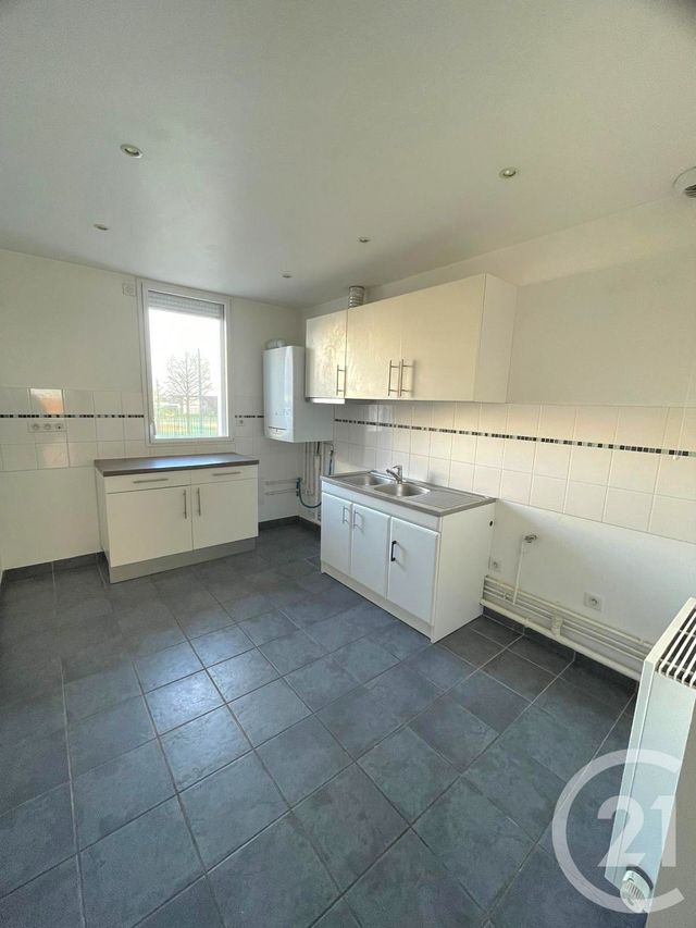 Appartement F4 à louer - 4 pièces - 113.0 m2 - CALAIS - 62 - NORD-PAS-DE-CALAIS - Century 21 Immopale