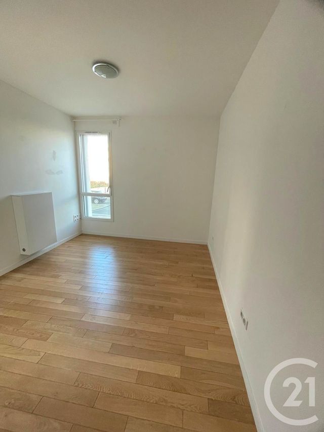 Appartement F4 à louer - 4 pièces - 113.0 m2 - CALAIS - 62 - NORD-PAS-DE-CALAIS - Century 21 Immopale