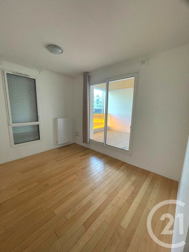 Appartement F4 à louer - 4 pièces - 113.0 m2 - CALAIS - 62 - NORD-PAS-DE-CALAIS - Century 21 Immopale