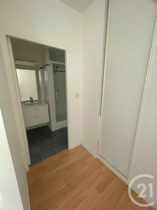 Appartement F4 à louer - 4 pièces - 113.0 m2 - CALAIS - 62 - NORD-PAS-DE-CALAIS - Century 21 Immopale