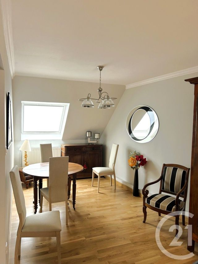 Appartement Duplex à vendre - 5 pièces - 118.0 m2 - CALAIS - 62 - NORD-PAS-DE-CALAIS - Century 21 Immopale