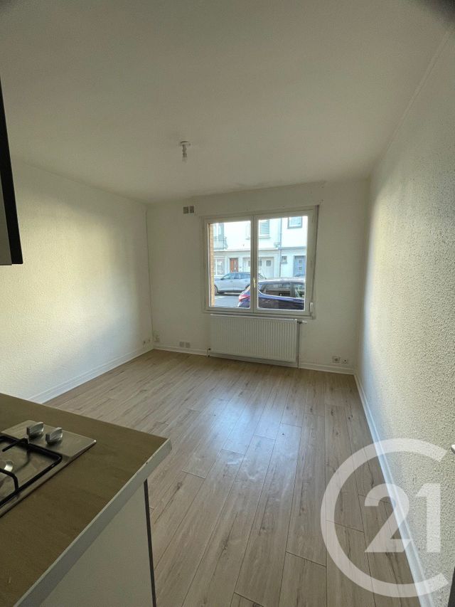 Appartement F1 bis à louer - 2 pièces - 25.38 m2 - CALAIS - 62 - NORD-PAS-DE-CALAIS - Century 21 Immopale