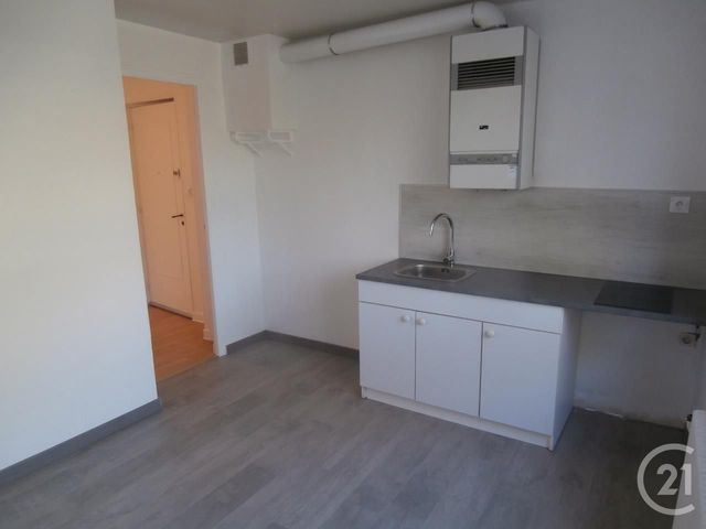 Appartement F1 à louer - 1 pièce - 25.0 m2 - CALAIS - 62 - NORD-PAS-DE-CALAIS - Century 21 Immopale