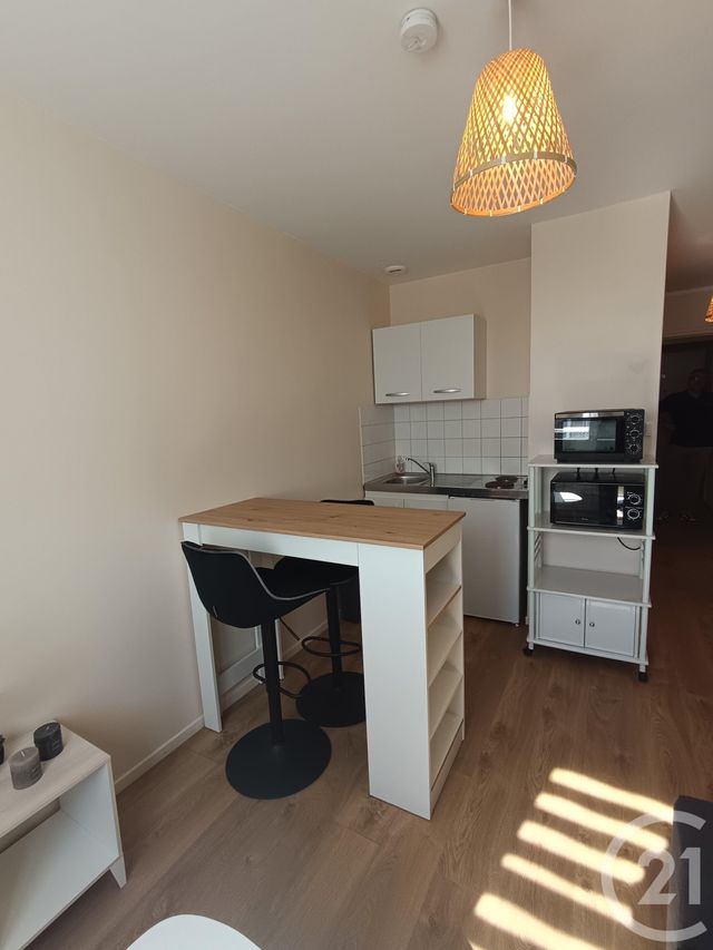 Appartement Studio à louer - 1 pièce - 17.0 m2 - CALAIS - 62 - NORD-PAS-DE-CALAIS - Century 21 Immopale