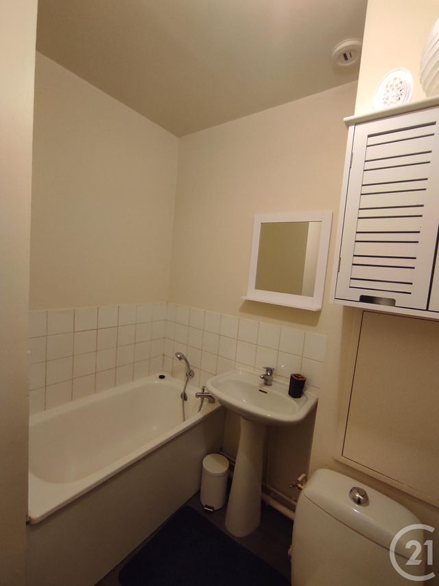 Appartement Studio à louer - 1 pièce - 17.0 m2 - CALAIS - 62 - NORD-PAS-DE-CALAIS - Century 21 Immopale