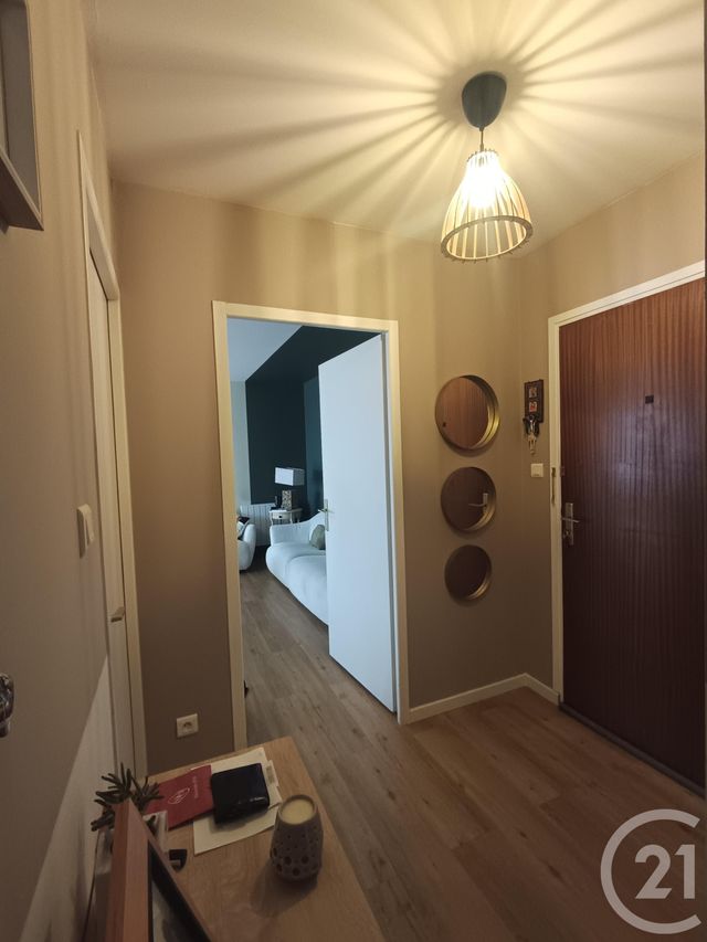 Appartement F3 à louer - 3 pièces - 76.15 m2 - CALAIS - 62 - NORD-PAS-DE-CALAIS - Century 21 Immopale