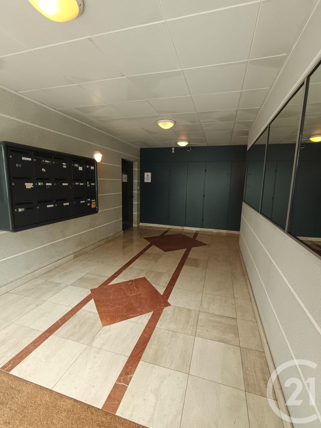 Appartement F3 à louer - 3 pièces - 76.15 m2 - CALAIS - 62 - NORD-PAS-DE-CALAIS - Century 21 Immopale