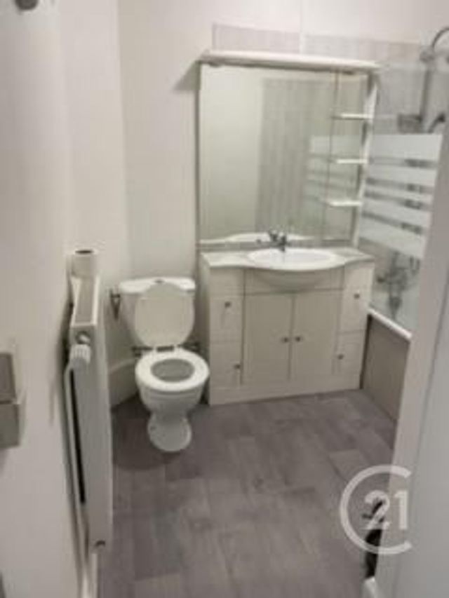 Appartement F2 à louer - 2 pièces - 38.0 m2 - CALAIS - 62 - NORD-PAS-DE-CALAIS - Century 21 Immopale