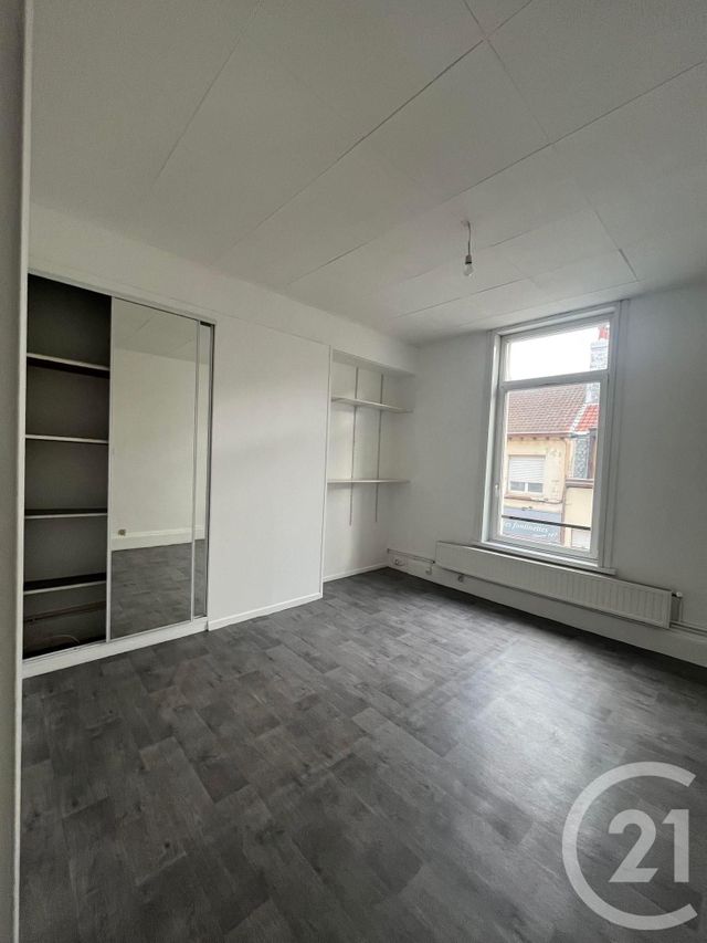 Appartement F2 à louer - 2 pièces - 38.0 m2 - CALAIS - 62 - NORD-PAS-DE-CALAIS - Century 21 Immopale