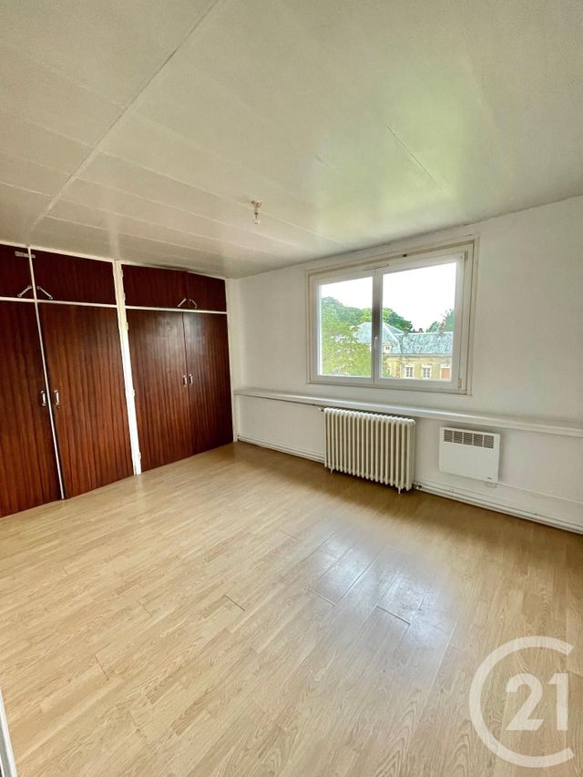 Appartement à louer - 5 pièces - 77.91 m2 - CAFFIERS - 62 - NORD-PAS-DE-CALAIS - Century 21 Immopale