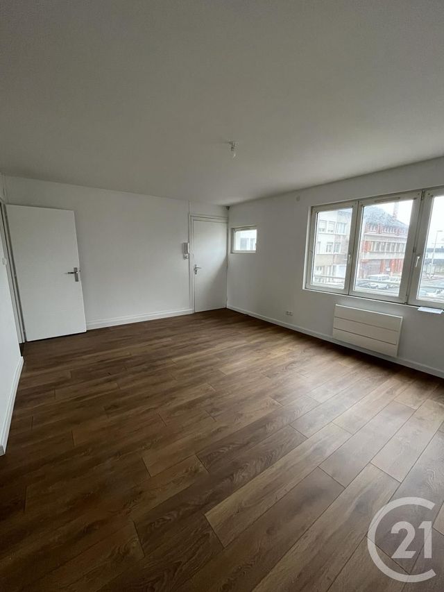 Appartement F2 à louer - 2 pièces - 47.56 m2 - CALAIS - 62 - NORD-PAS-DE-CALAIS - Century 21 Immopale